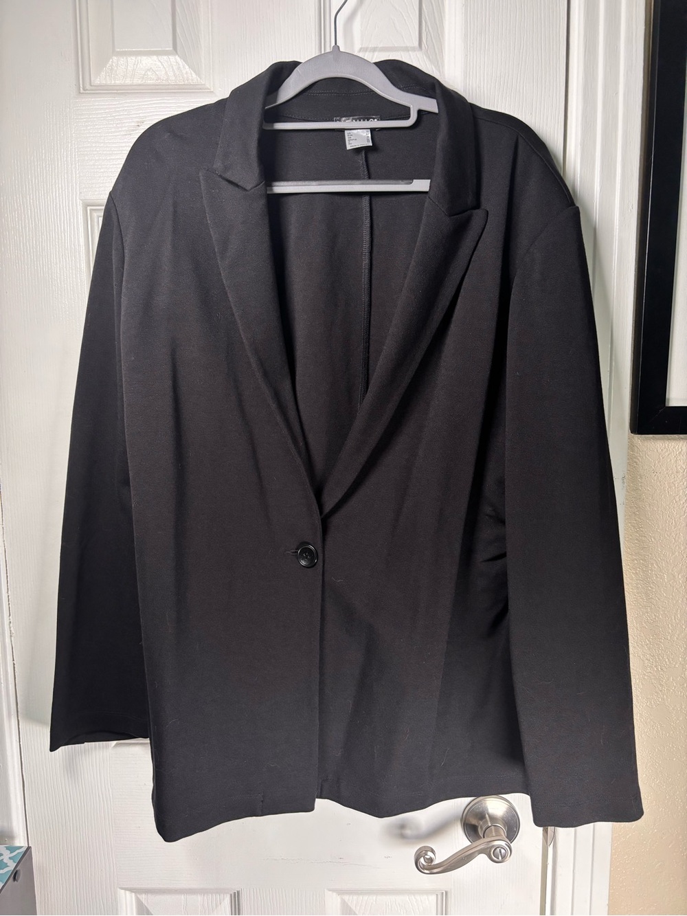 VENUS Black Single-Button Blazer NWOT